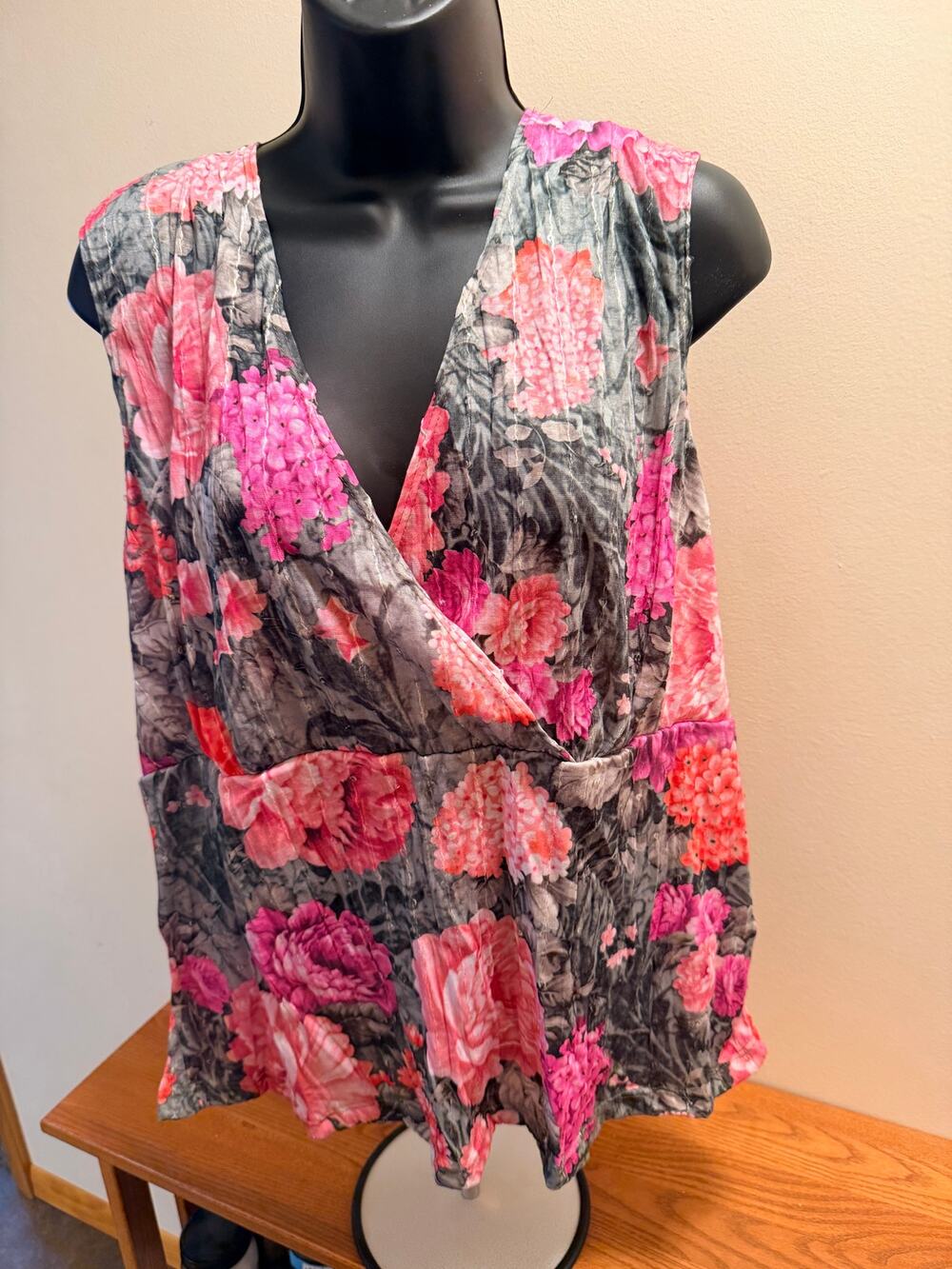 CJ Banks 2X Pink Floral Flowy Tank